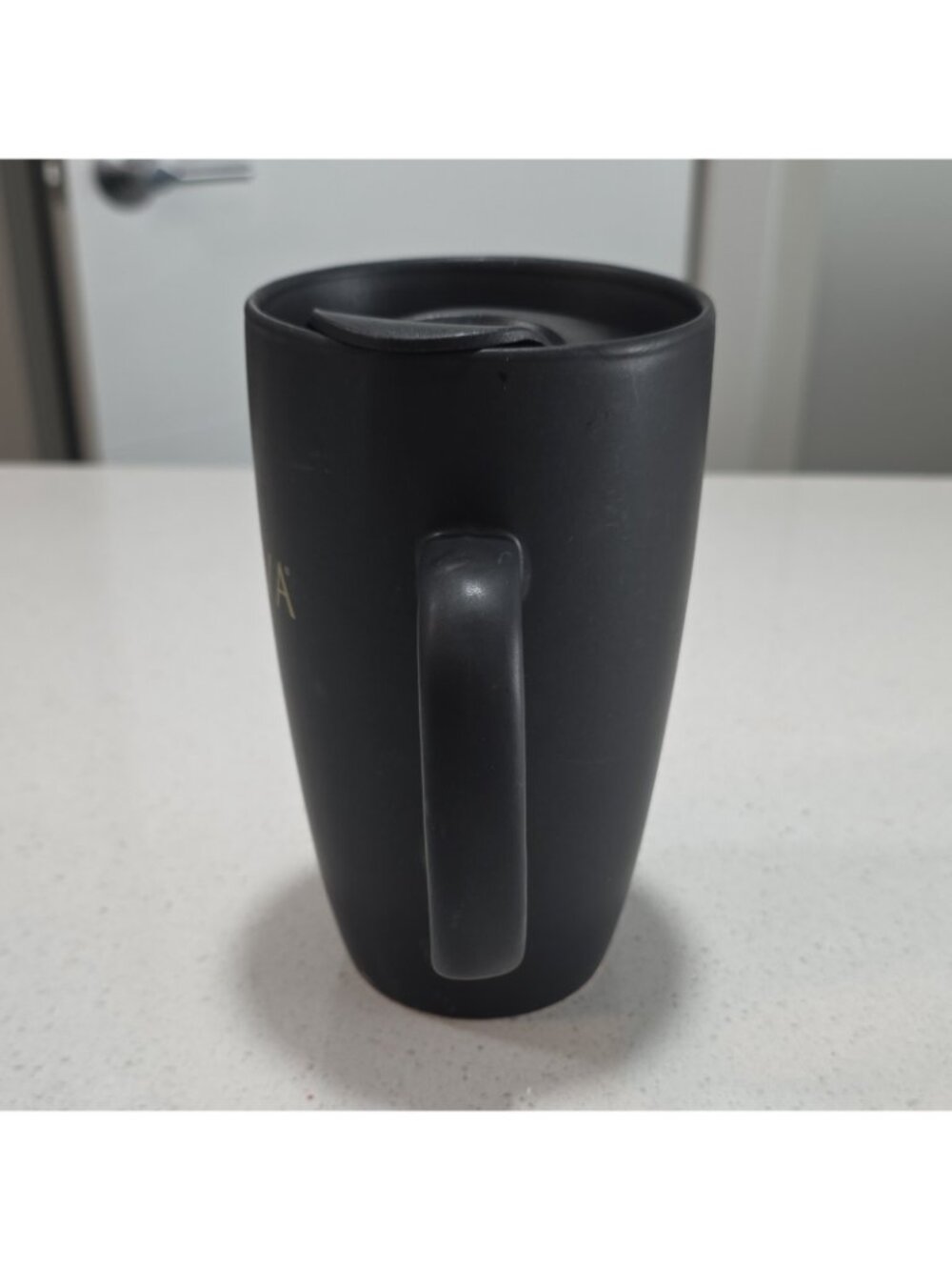 GODIVA 15oz Black Stoneware Coffee Mug w/ Lid Microwave & Dishwasher Safe - Picture 4 of 8